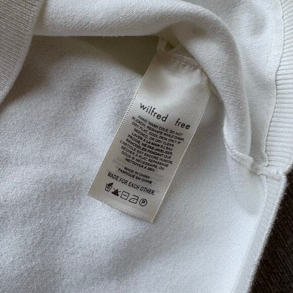 Aritzia Cream Sweater Jacket - Picture 4 of 7